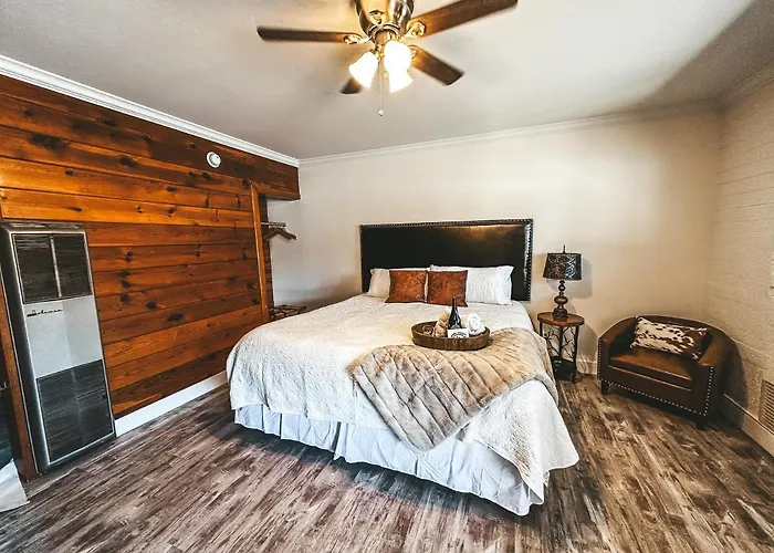 Woody Mountain Bed and breakfast 4*