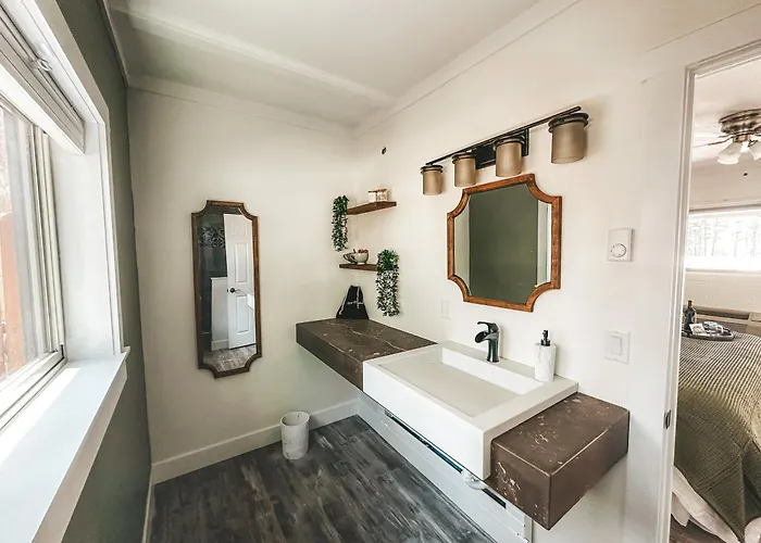 Woody Mountain Bed and breakfast