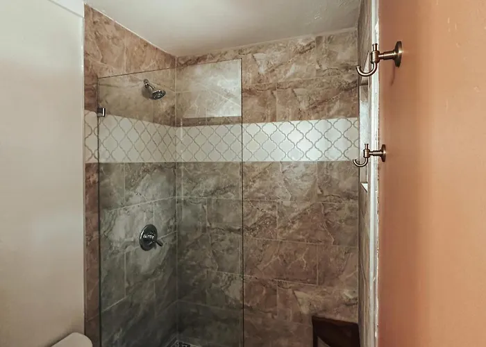 Woody Mountain 4*